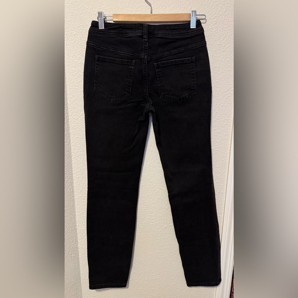 WE THE FREE people Evie Low-Rise Slim Straight Jeans - Picture 7 of 8